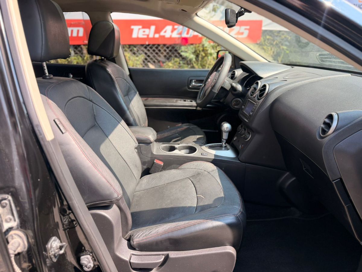 NISSAN ROGUE - 2013                                        