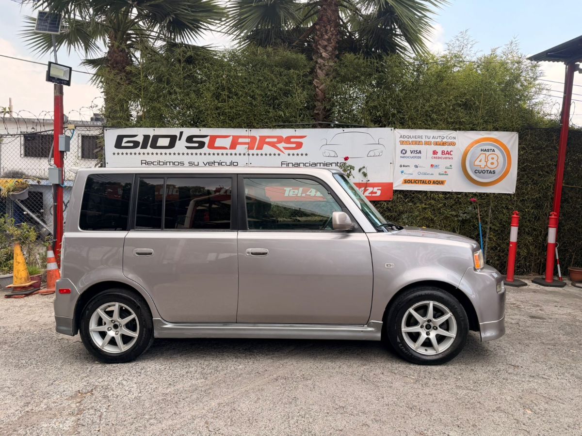 TOYOTA SCION XB - 2006                                        