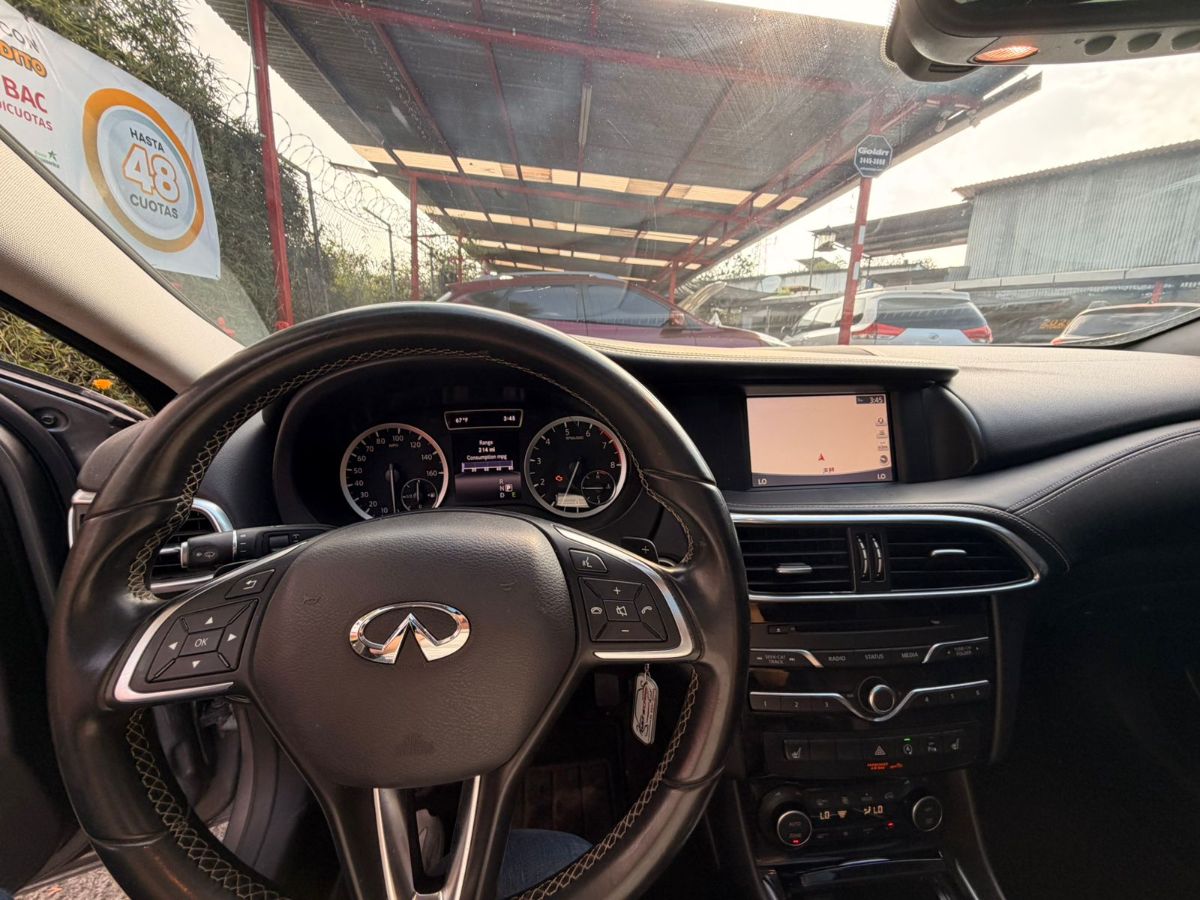 INFINITI  QX30 - 2020                                        