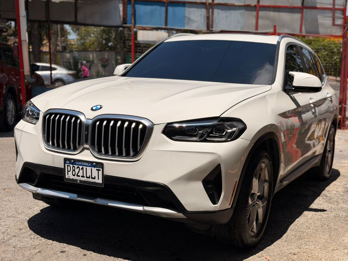 BMW X3 - 2023                                        