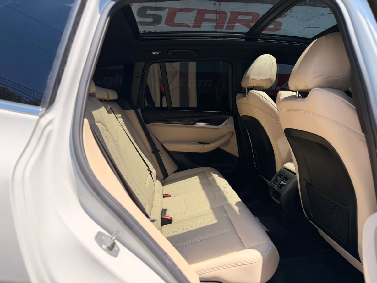 BMW X3 - 2023                                        