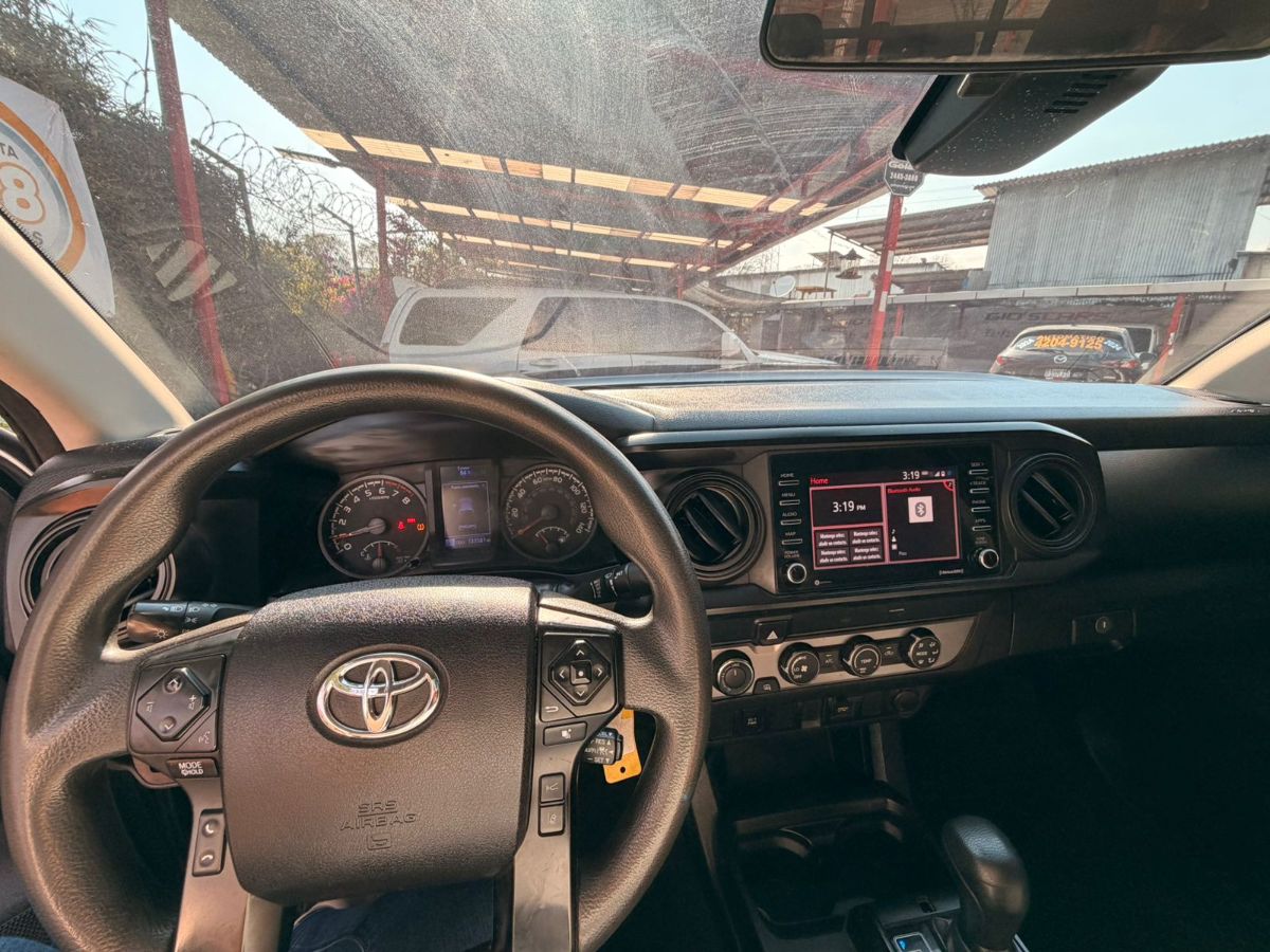 TOYOTA TACOMA - 2020                                        