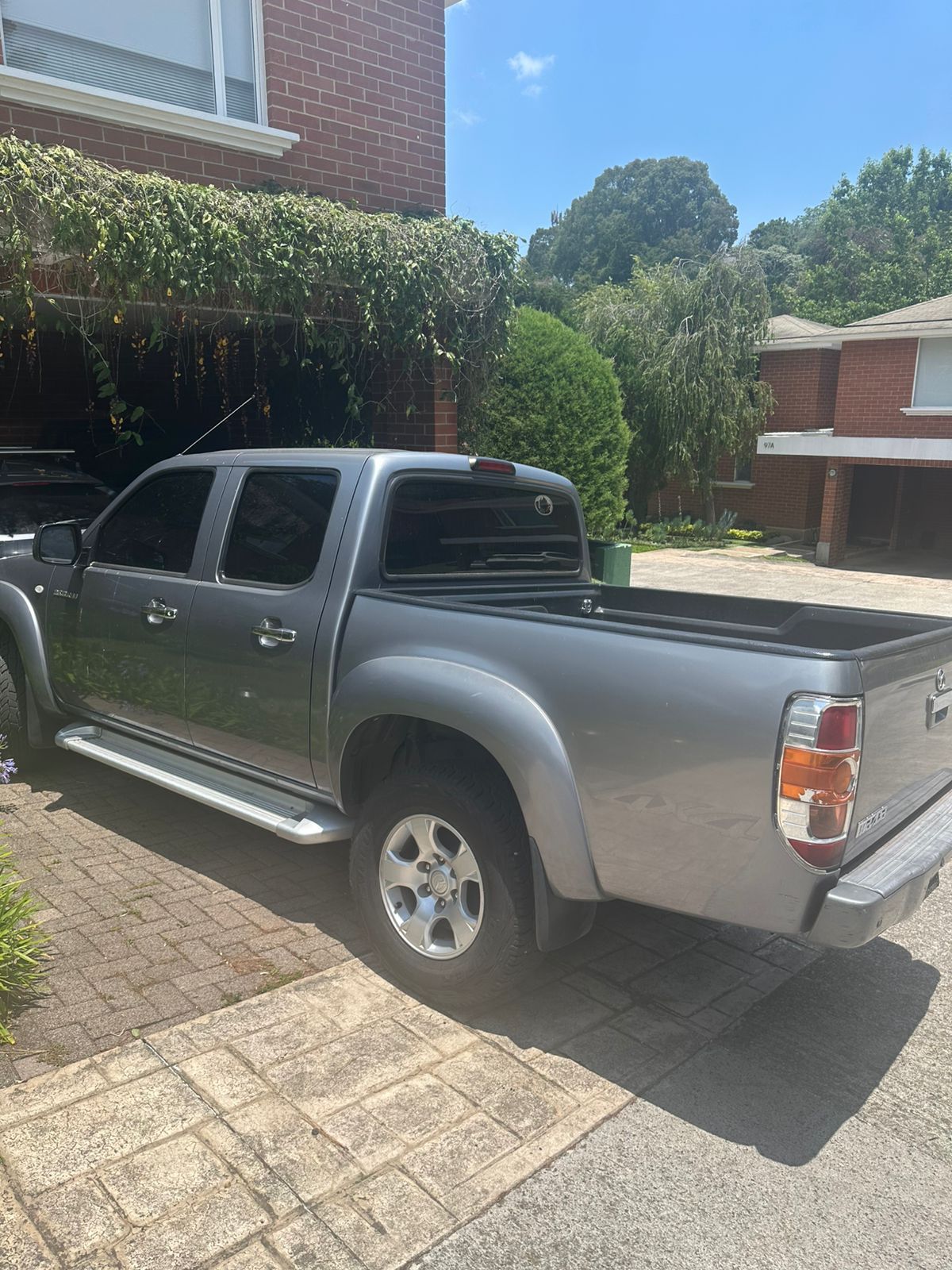 MAZDA BT-50 - 2010                                        