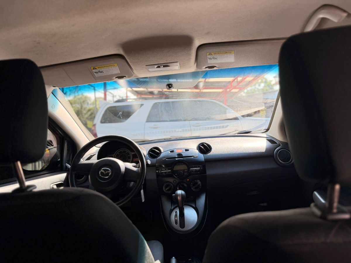 MAZDA 2 - 2014                                        