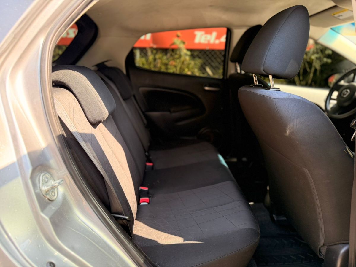 MAZDA 2 - 2014                                        