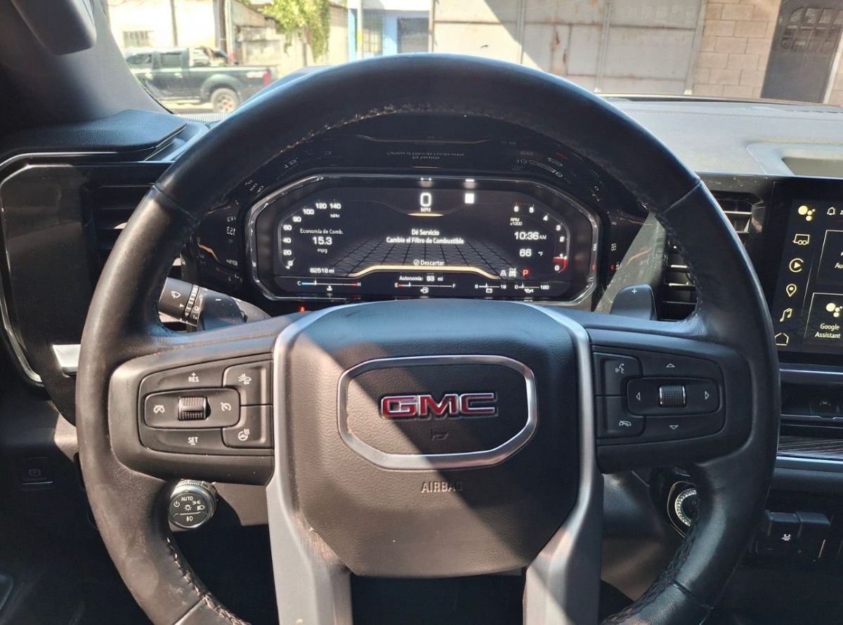 GMC  SIERRA - 2022                                        