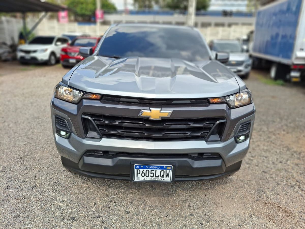 CHEVROLET COLORADO - 2023                                        