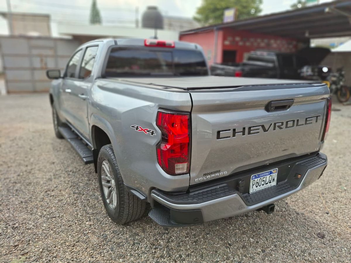 CHEVROLET COLORADO - 2023                                        