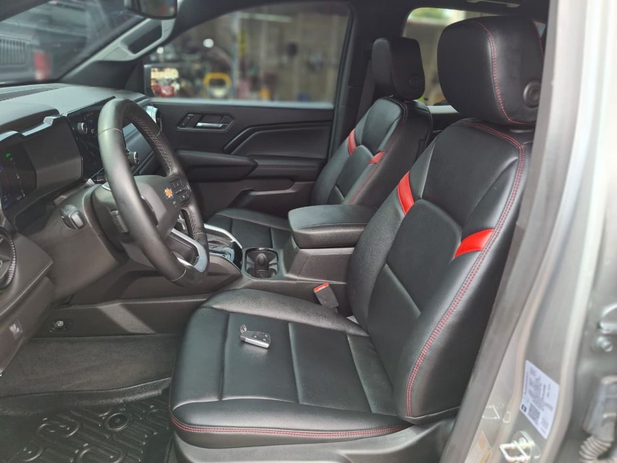 CHEVROLET COLORADO - 2023                                        