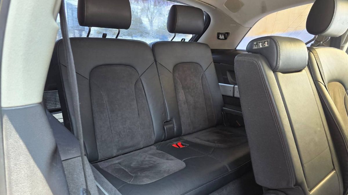 AUDI  Q7 - 2011                                        