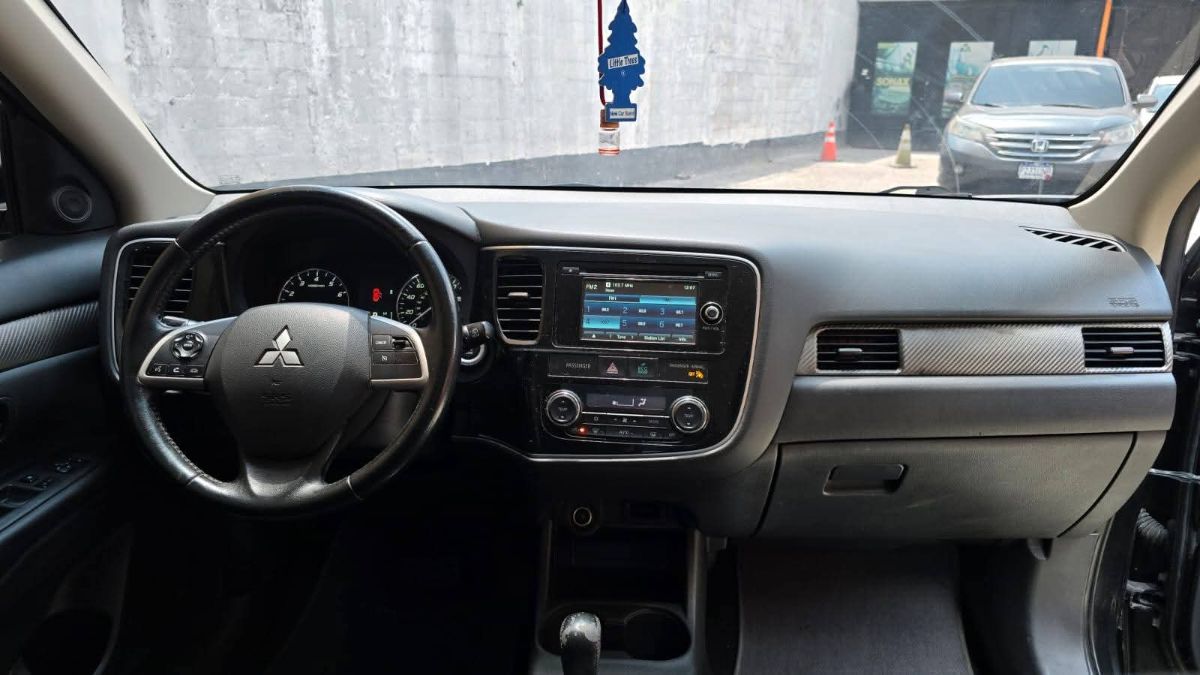 MITSUBISHI outlander - 22014                                        