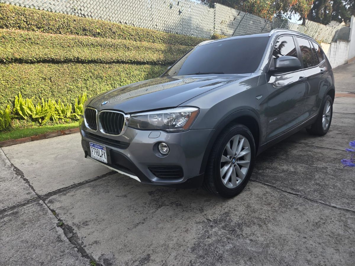 BMW X3 - 2016                                        