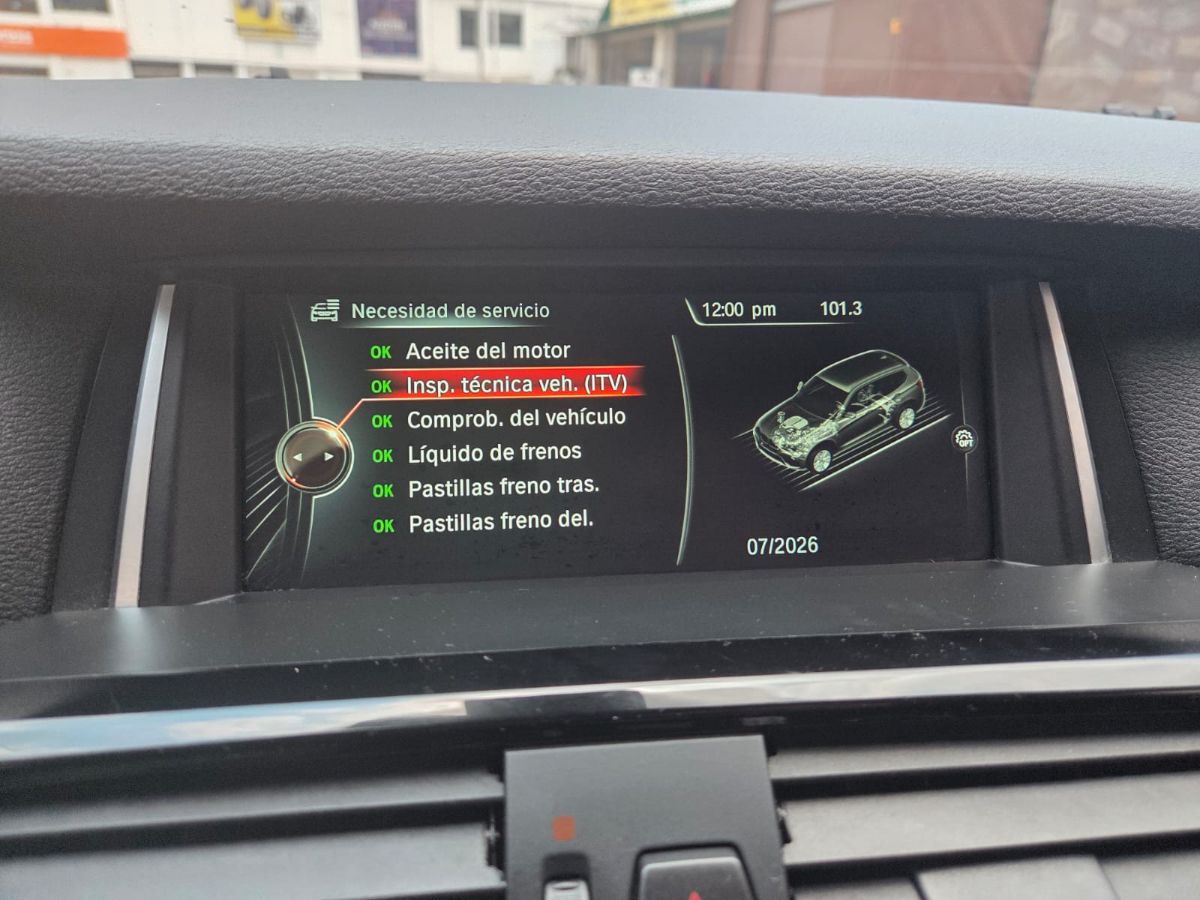 BMW X3 - 2016                                        