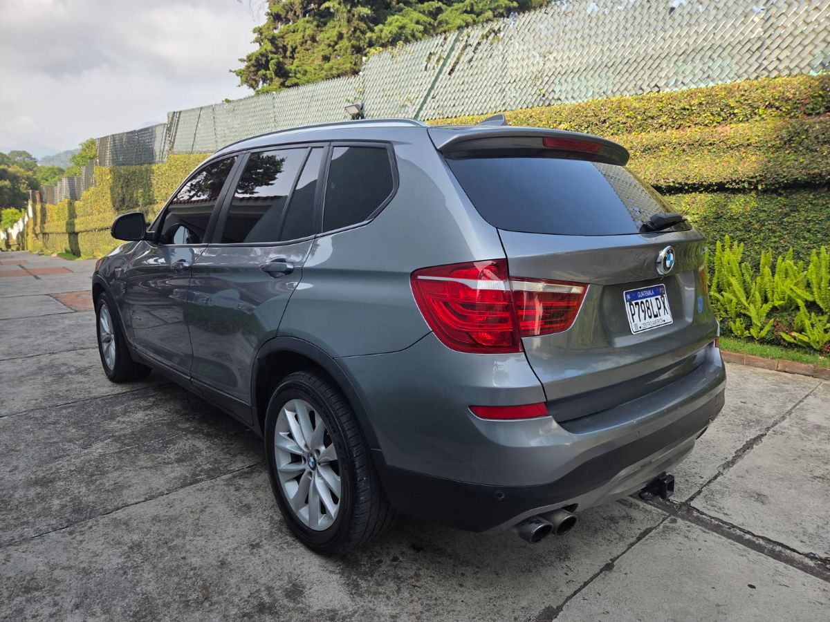BMW X3 - 2016                                        