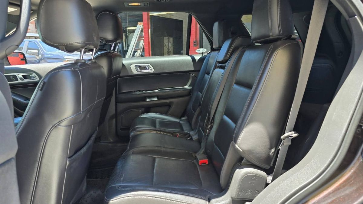 FORD EXPLORER - 2013                                        