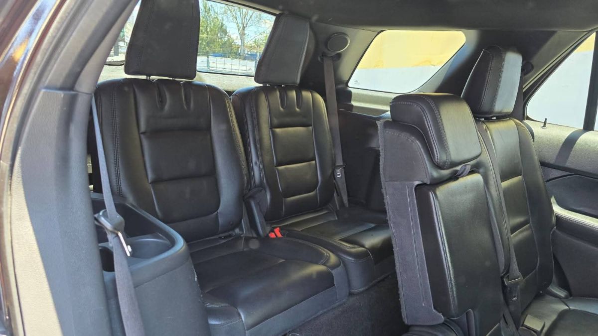 FORD EXPLORER - 2013                                        