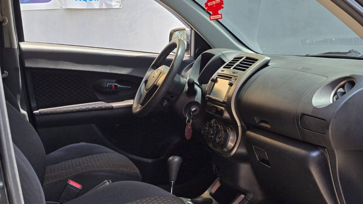 TOYOTA SCION XD - 2013                                        