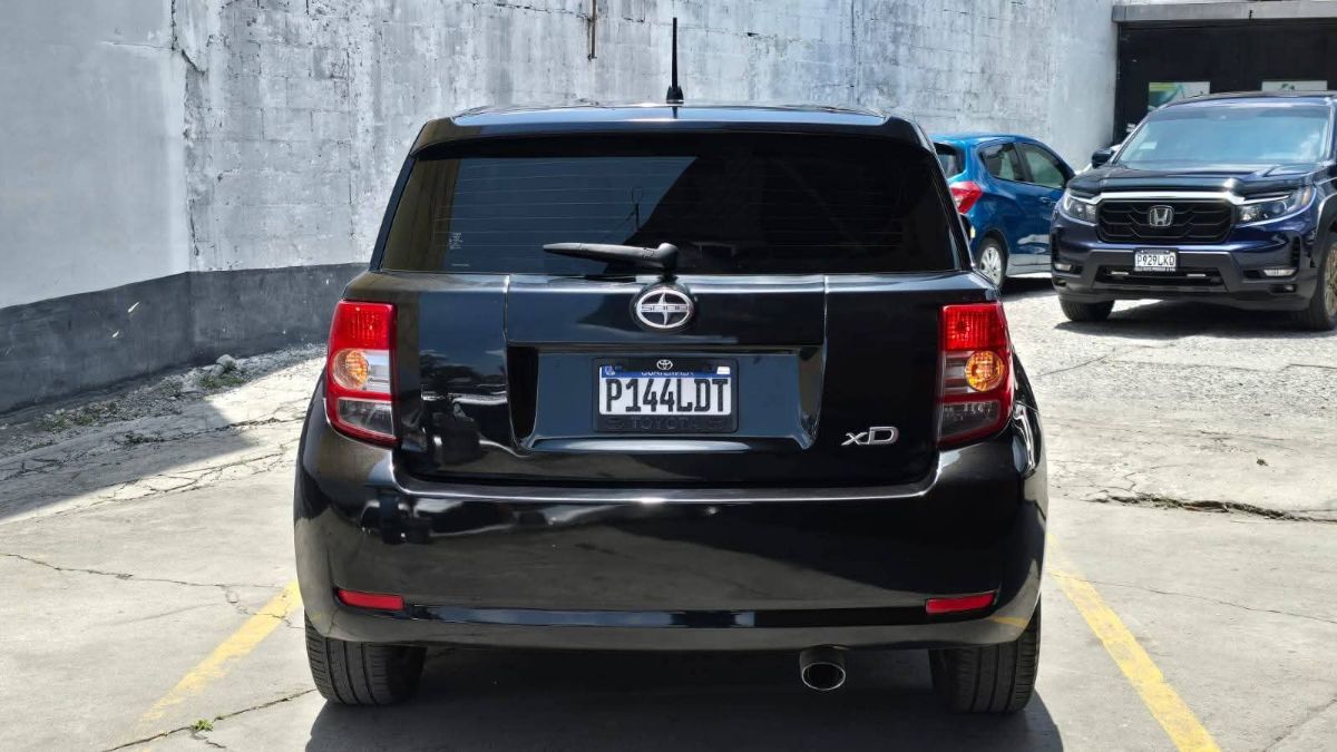 TOYOTA SCION XD - 2013                                        