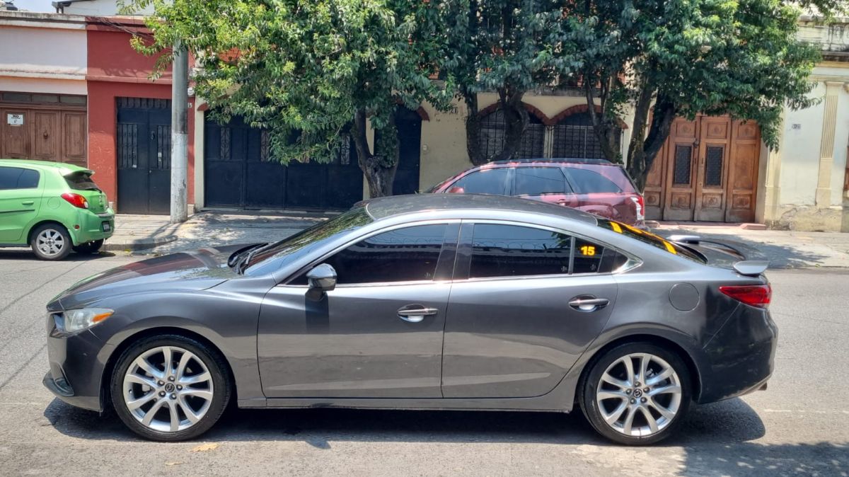 MAZDA 6 TOURING  - 2015                                        