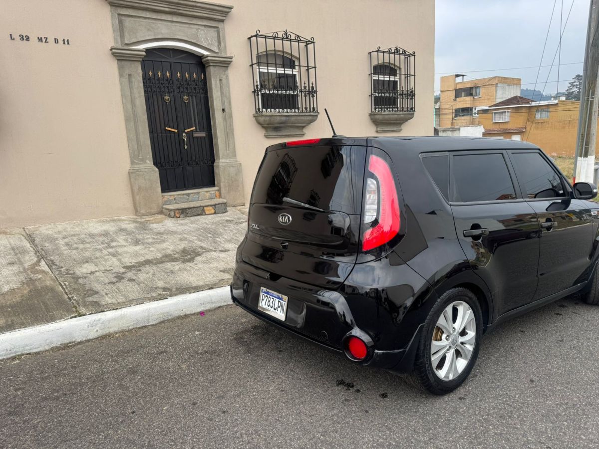 KIA SOUL  - 2016                                        