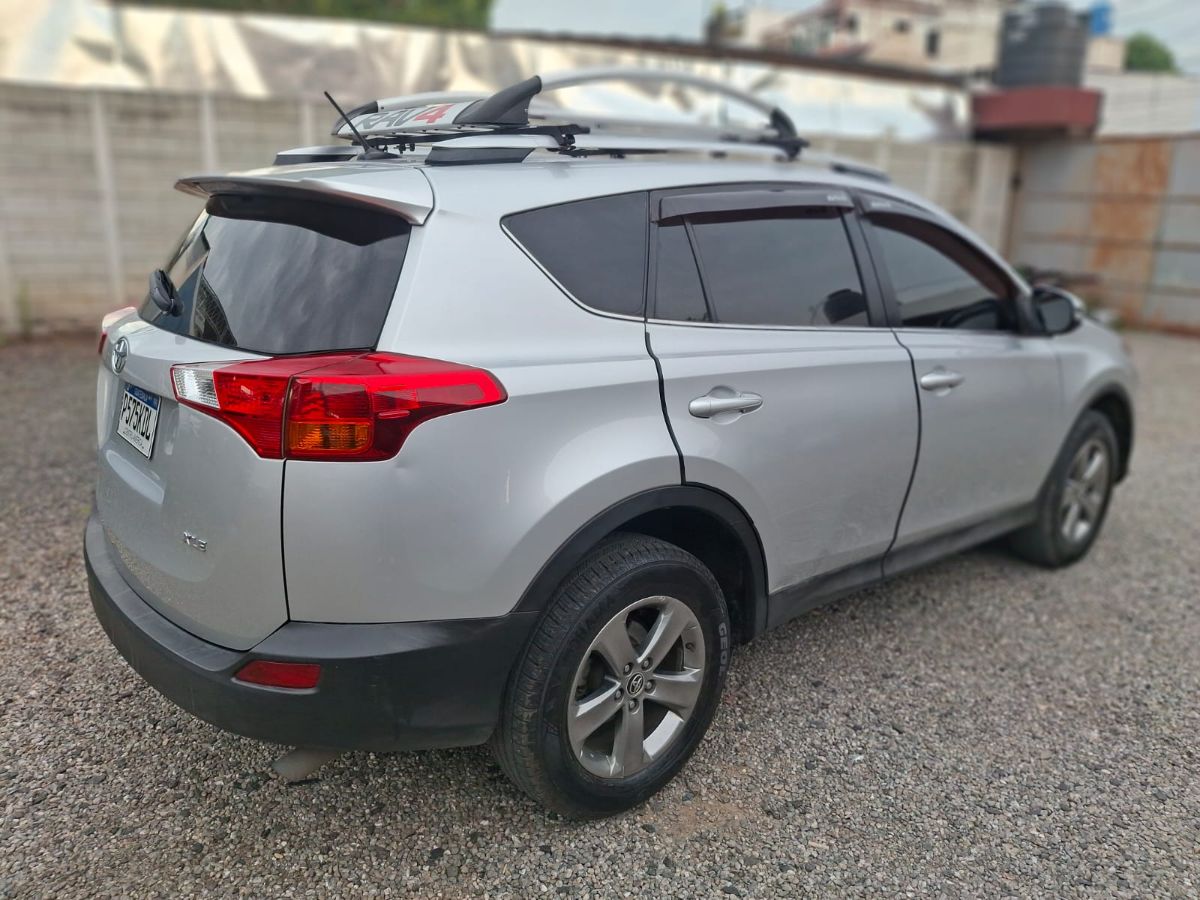 TOYOTA RAV-4 - 2015                                        