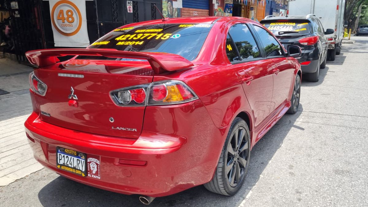 MITSUBISHI LANCER - 2014                                        
