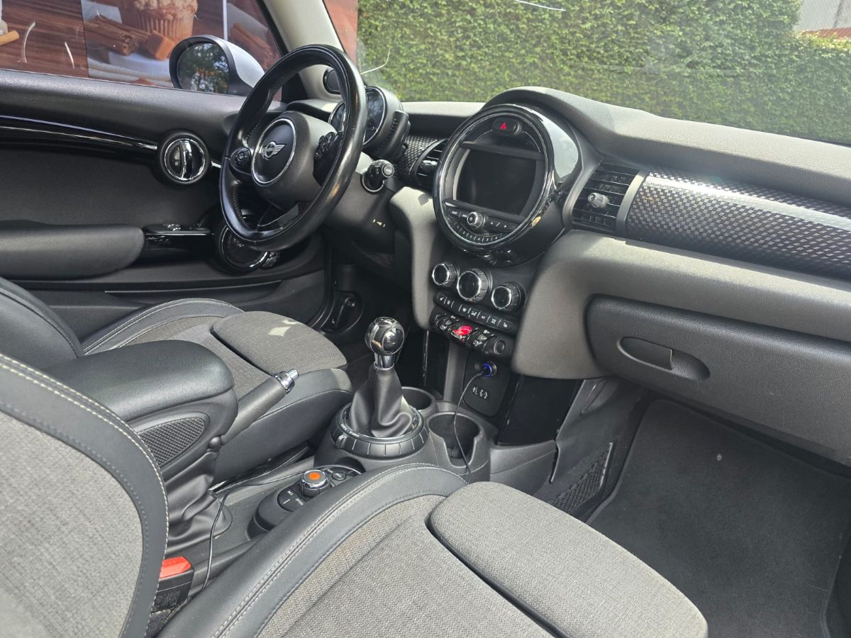 MINI COOPER S - 2015                                        