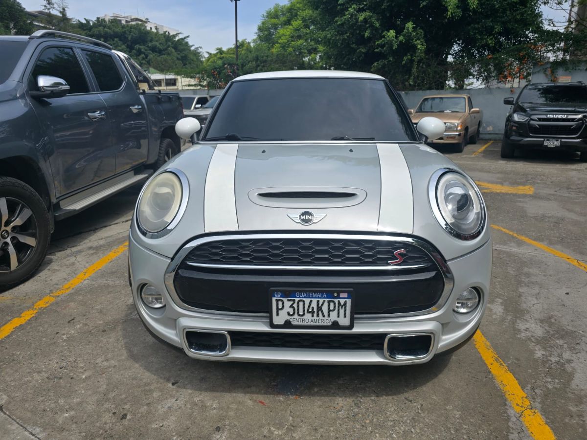 MINI COOPER S - 2015                                        