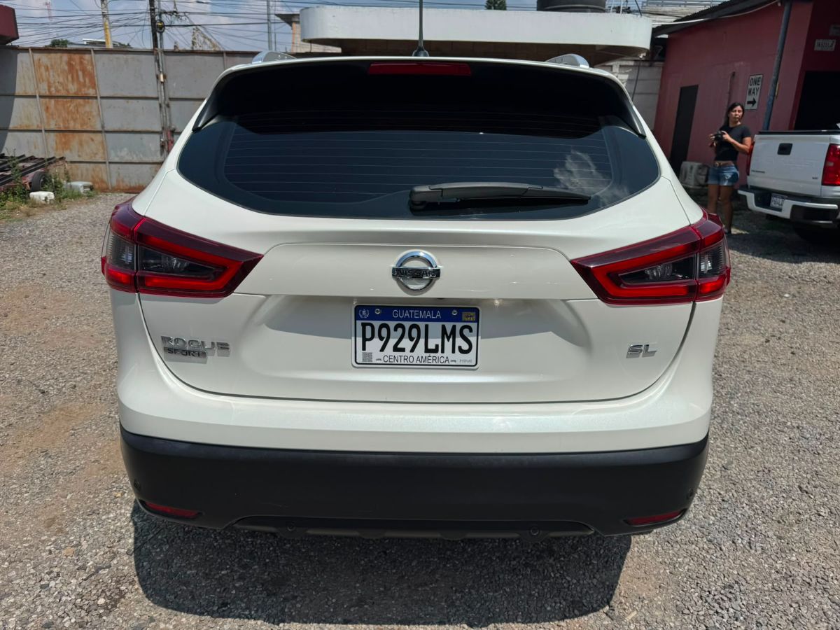 NISSAN ROGUE SPORT - 2020                                        