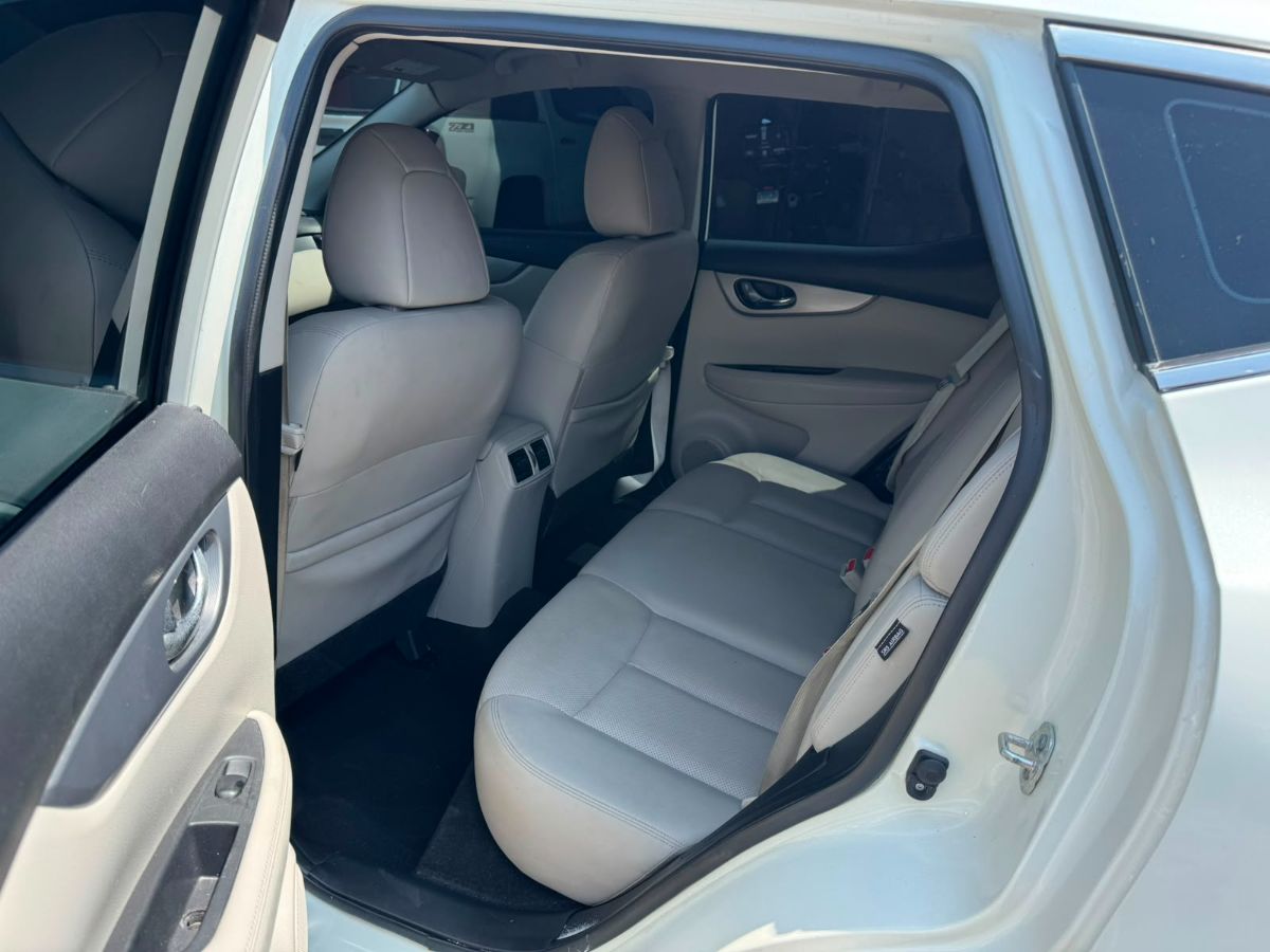 NISSAN ROGUE SPORT - 2020                                        