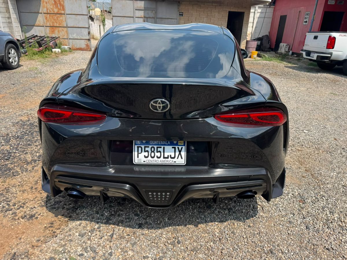 TOYOTA COROLLA - 2021                                        