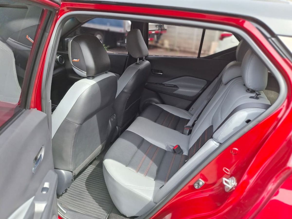 NISSAN  KICKS - 2021                                        