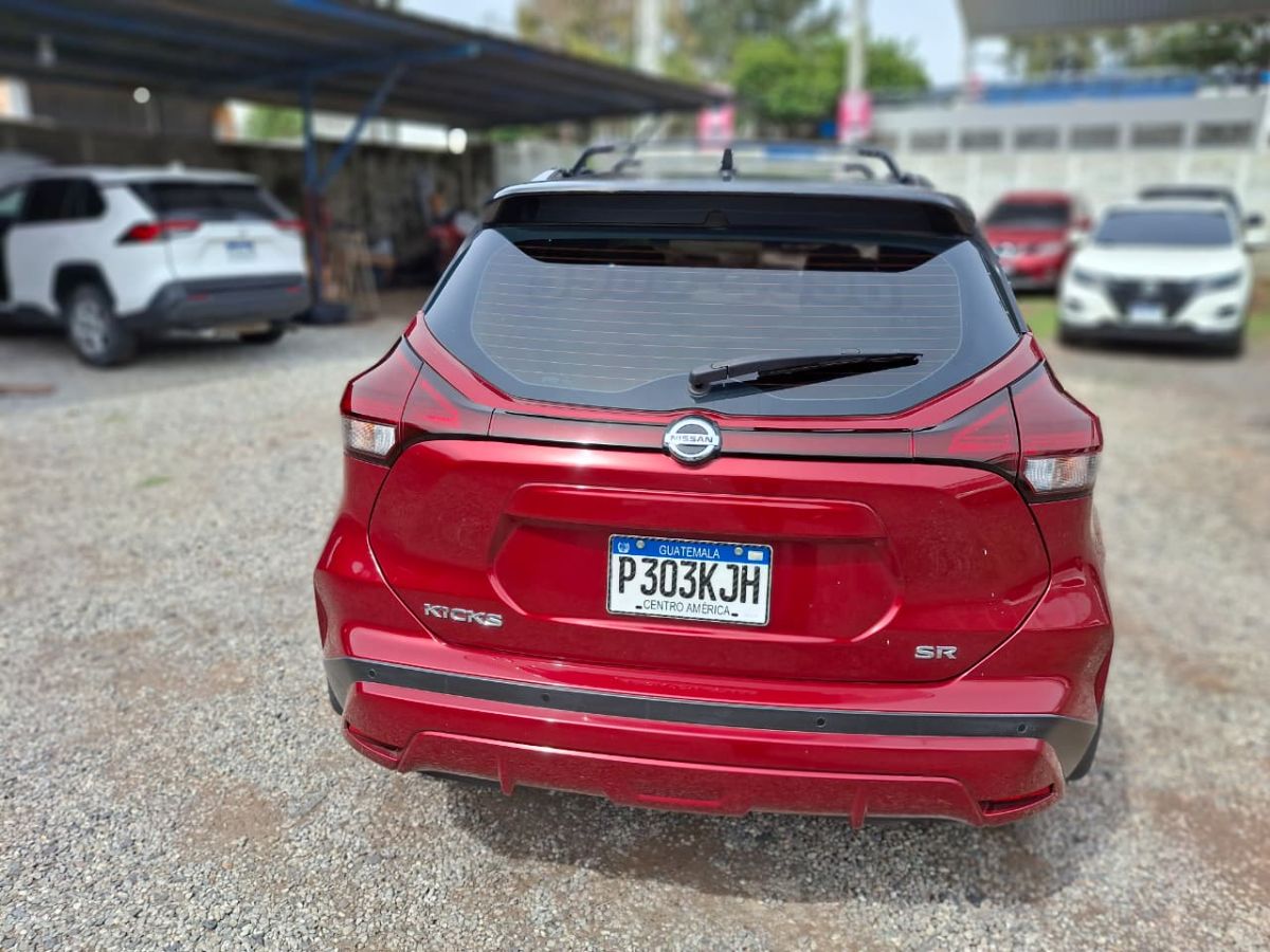 NISSAN  KICKS - 2021                                        