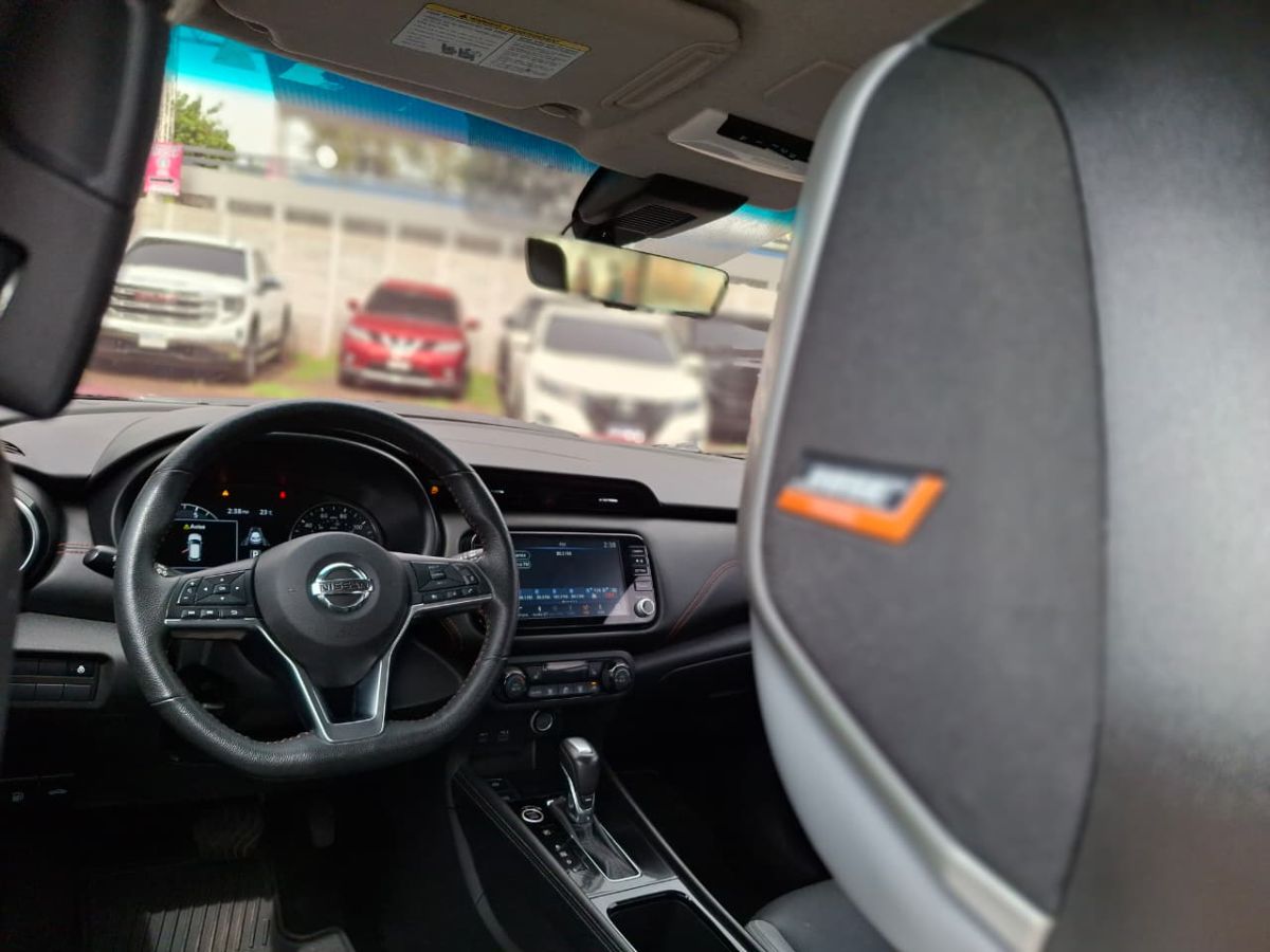 NISSAN  KICKS - 2021                                        