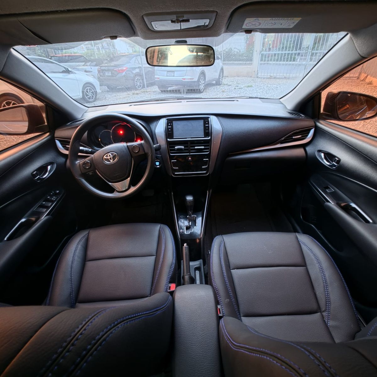 TOYOTA YARIS - 2022                                        