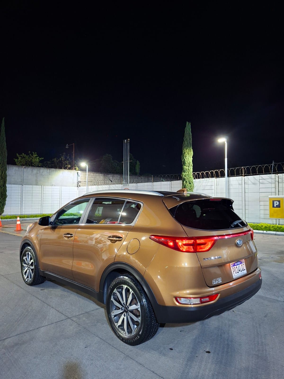 KIA SPORTAGE EX - 2017                                        