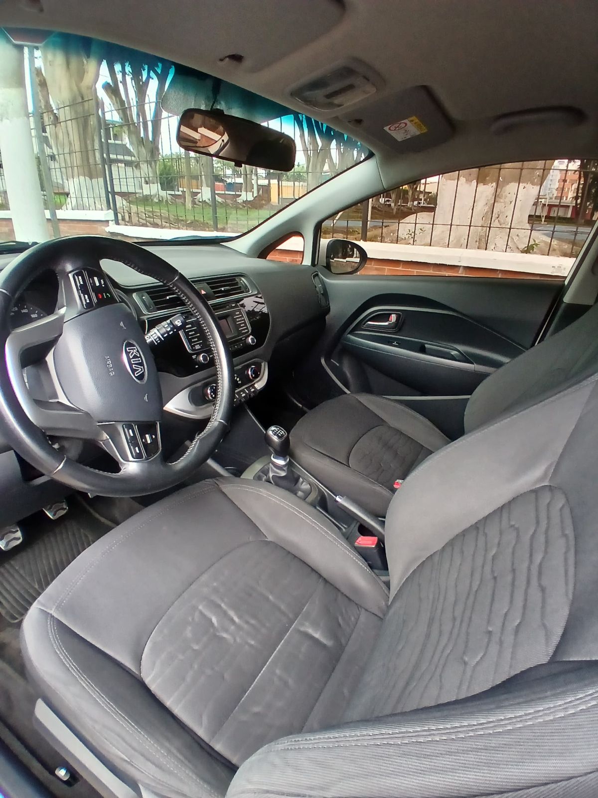 KIA RIO - 2016                                        