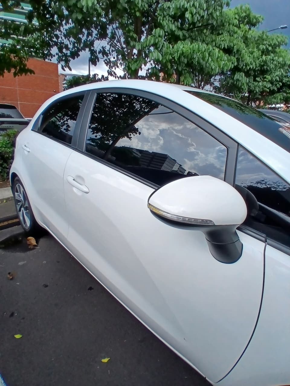 KIA RIO - 2016                                        