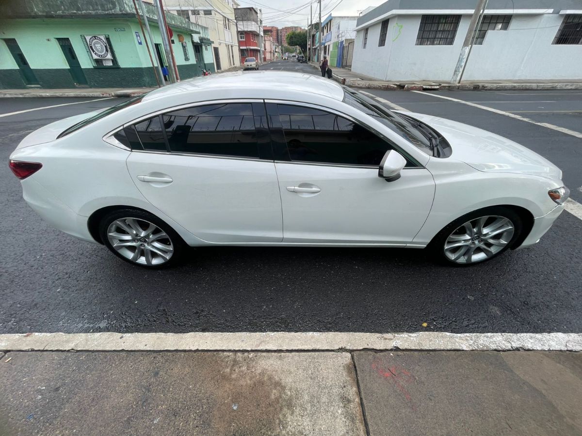 MAZDA 6 TOURING  - 2016                                        