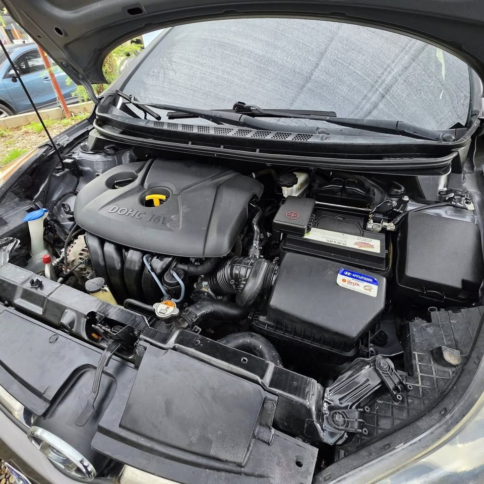 HYUNDAI ELANTRA - 2013                                        