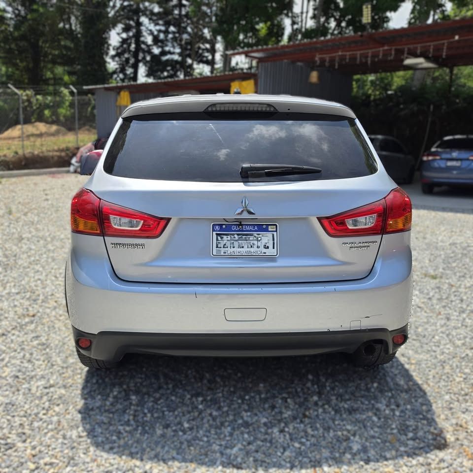 MITSUBISHI outlander - 2016                                        