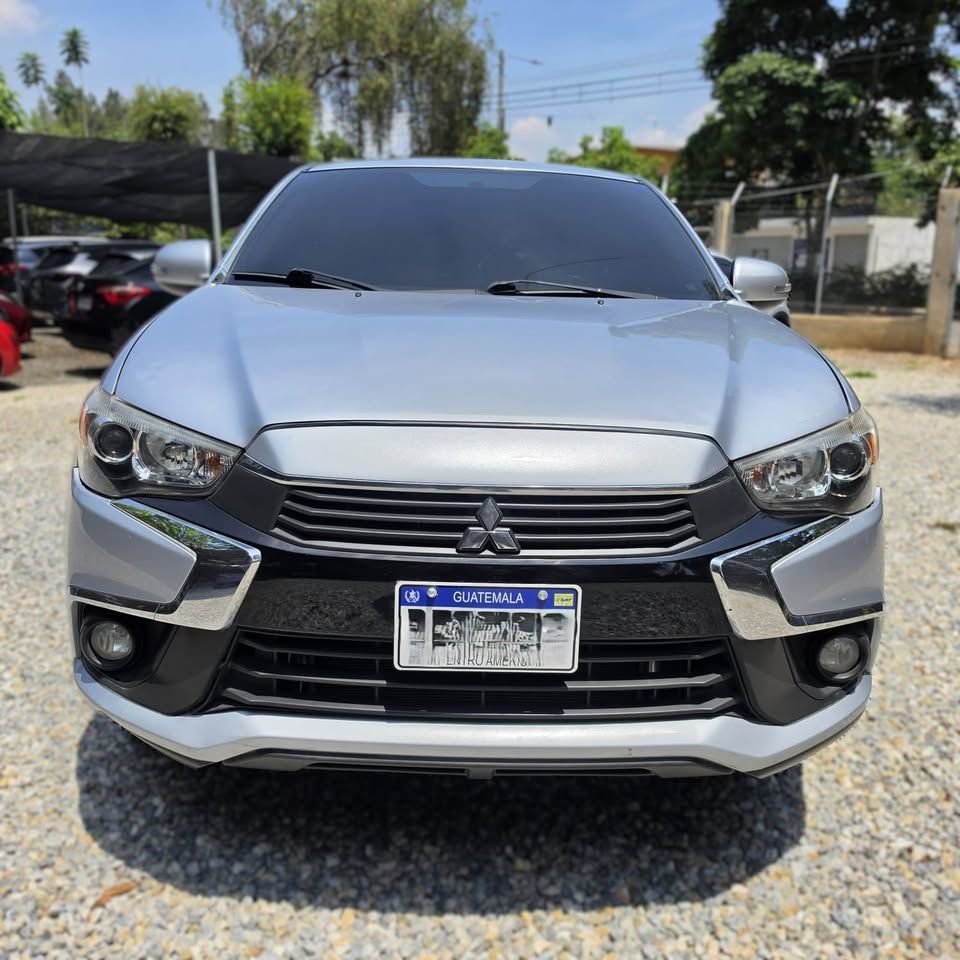 MITSUBISHI outlander - 2016                                        