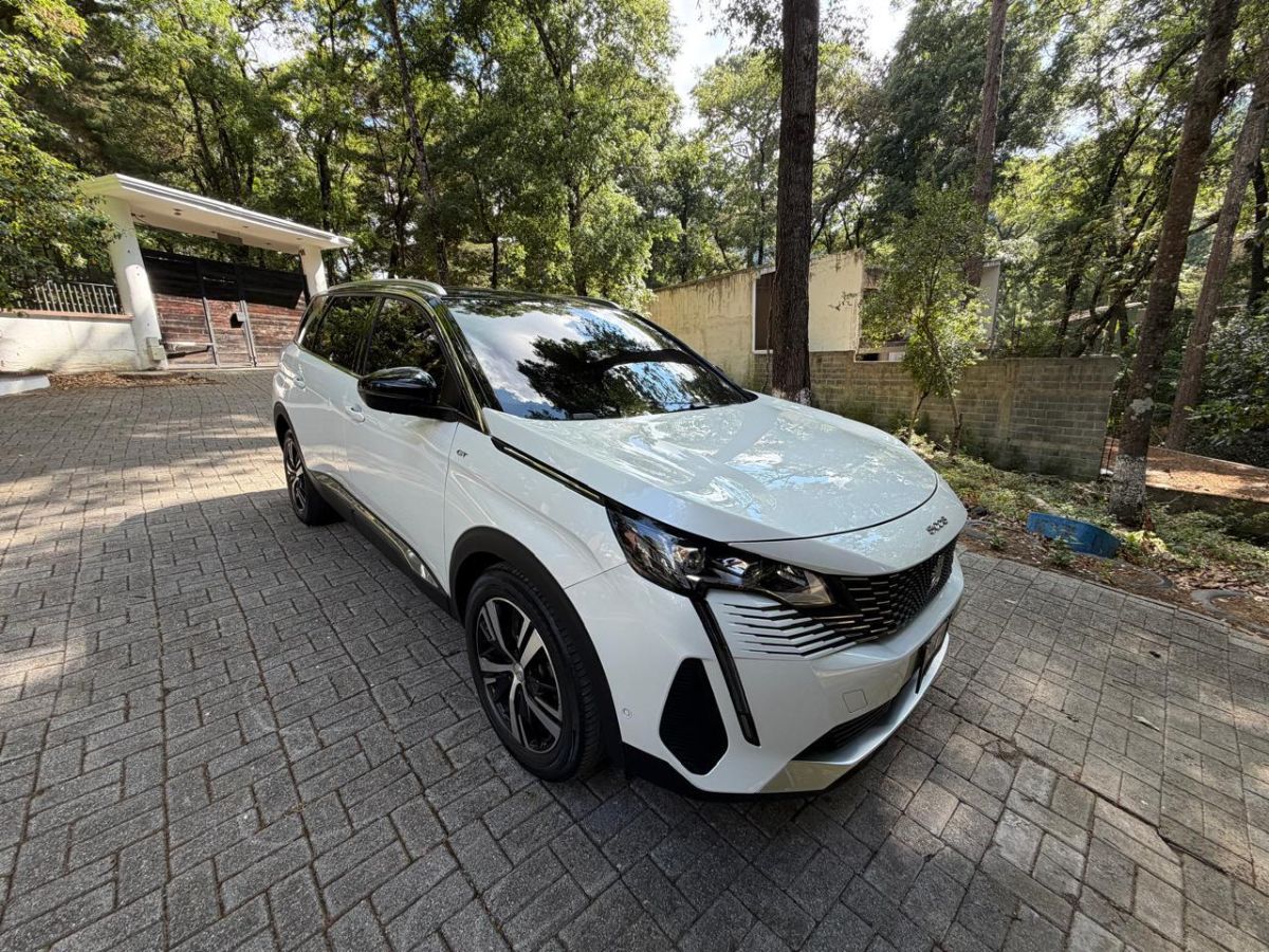 PEUGEOT 5008 - 2024                                        