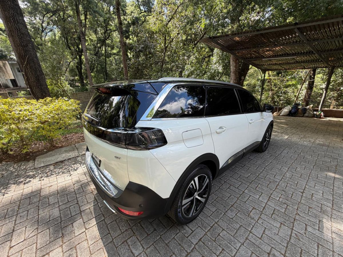 PEUGEOT 5008 - 2024                                        