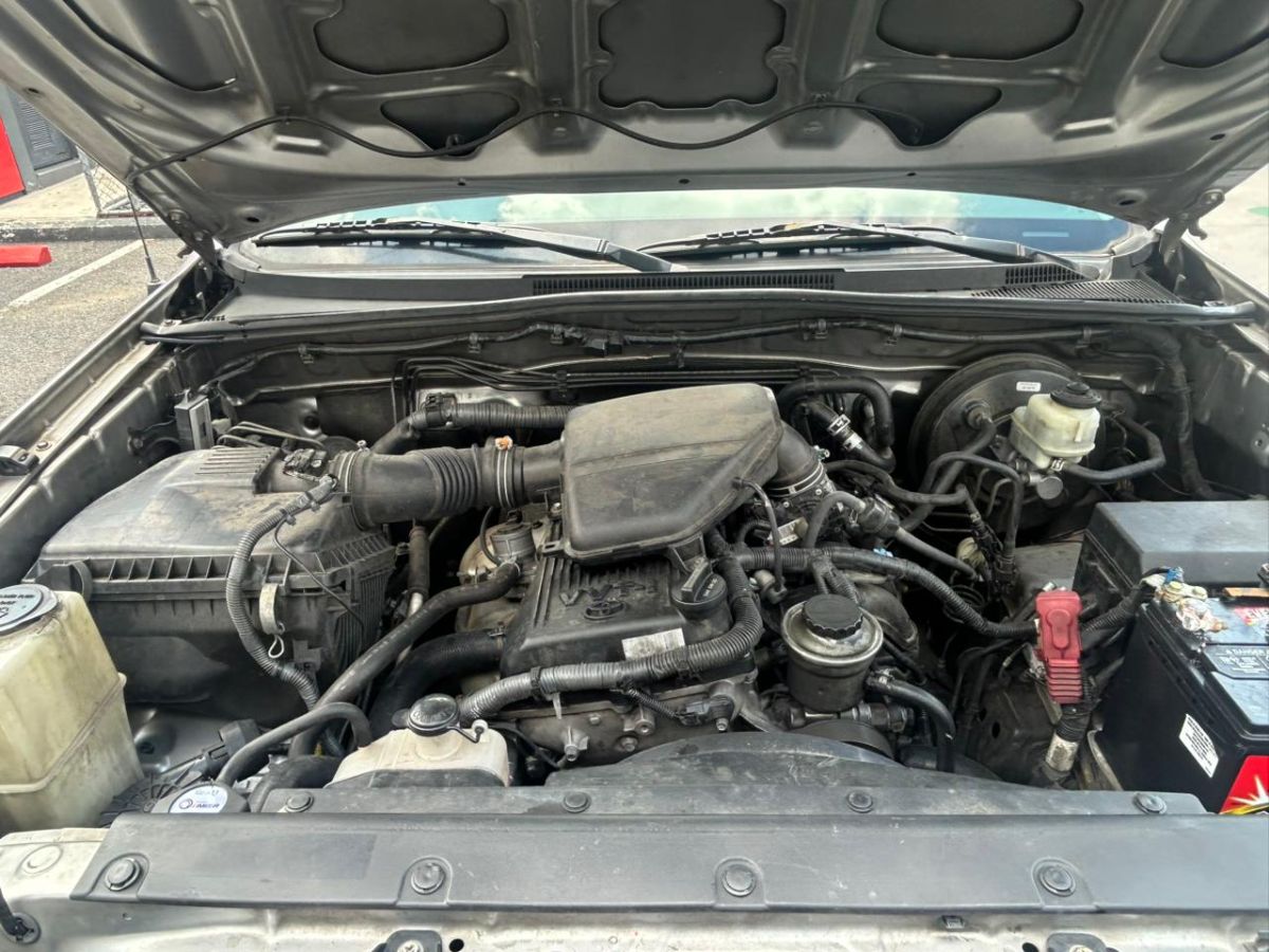 TOYOTA TACOMA - 2015                                        