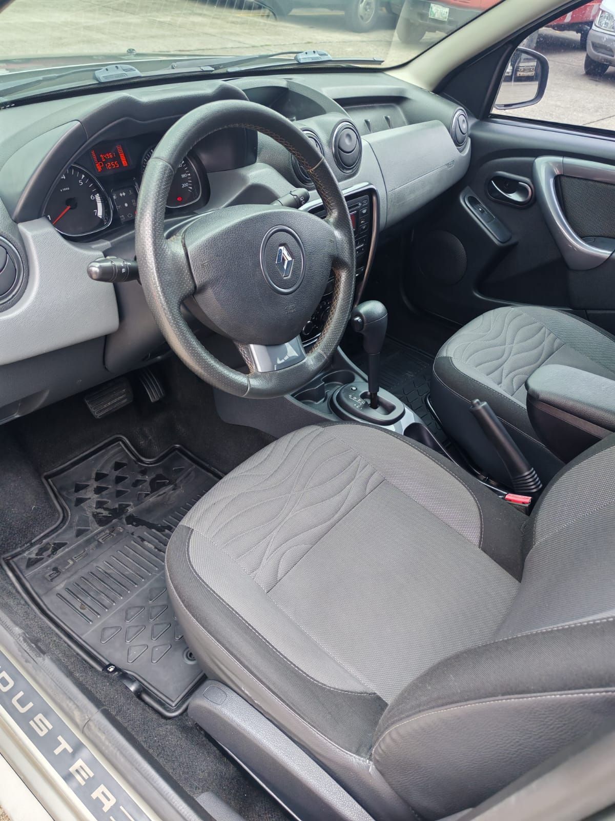 RENAULT DUSTER - 2014                                        