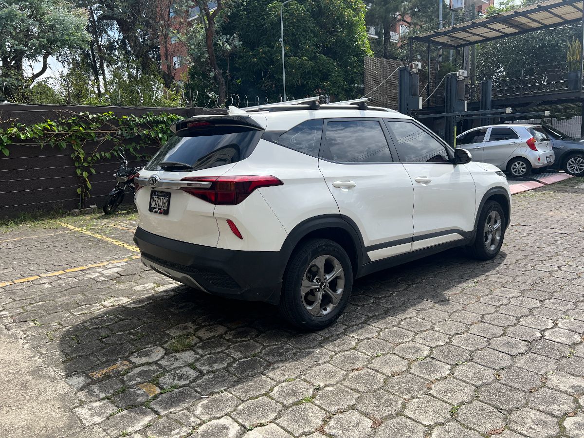KIA SELTOS - 2021                                        