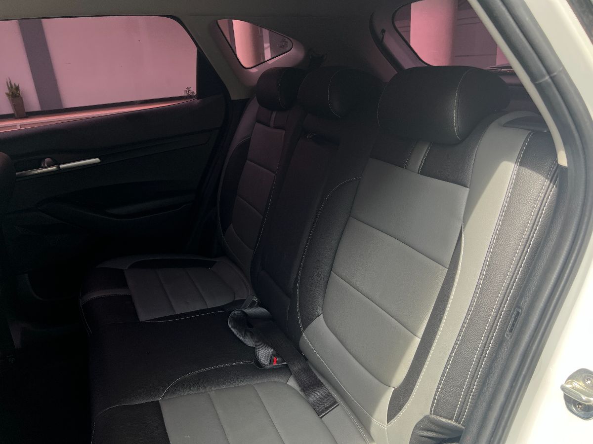 KIA SELTOS - 2021                                        