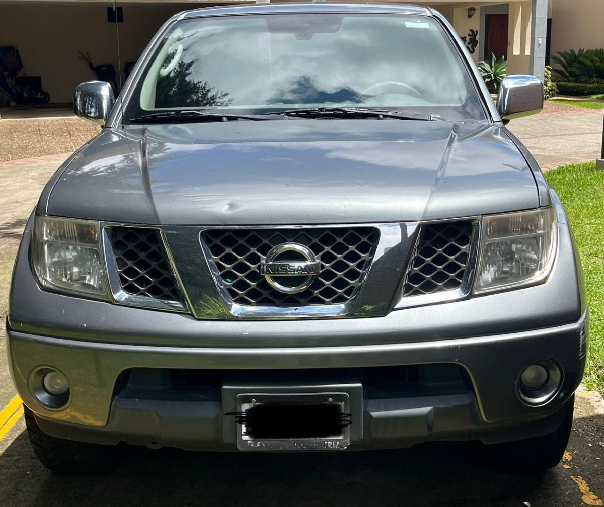 NISSAN NAVARRA LE - 2011                                        