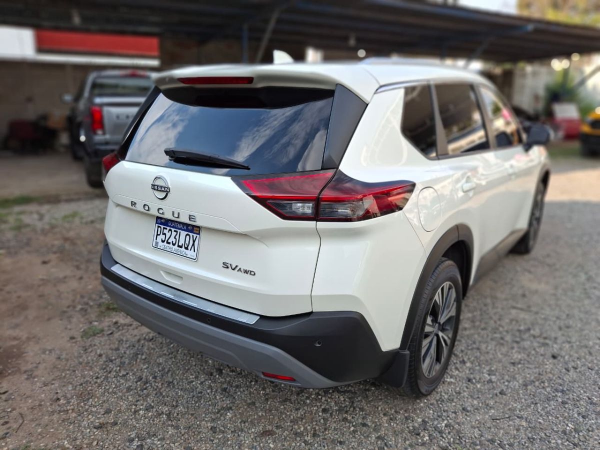 NISSAN ROGUE - 2022                                        